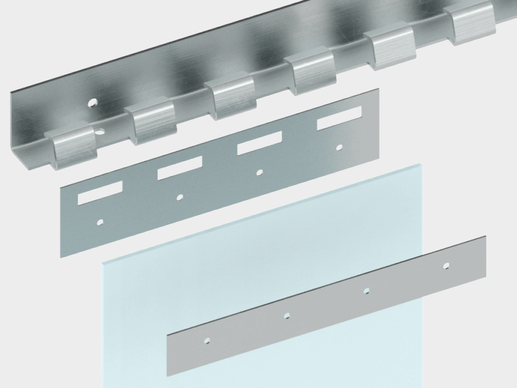 Крепление выполнено из нержавеющей стали.